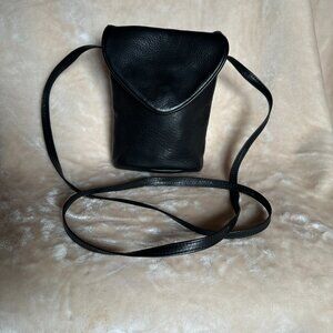 NWOT Mowen Leather Design Little Black Crossbody Bag